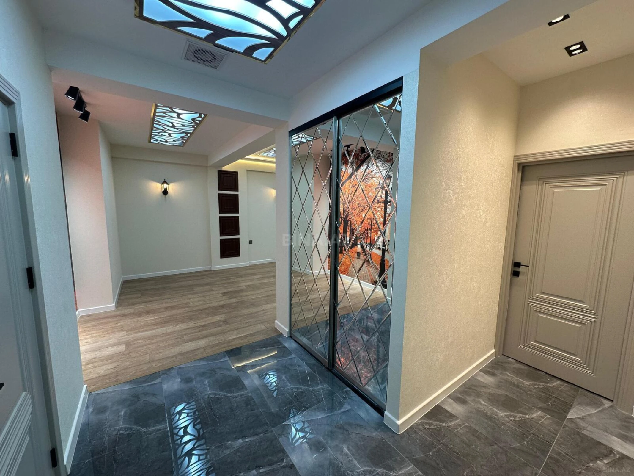 Satılır 3 otaqlı mənzil 100 m²