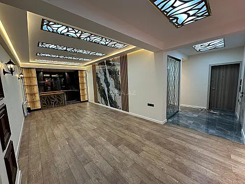 Satılır 3 otaqlı mənzil 100 m²