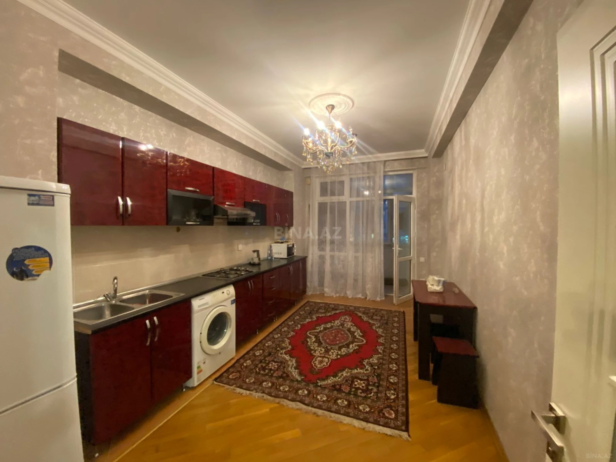 Satılır 3 otaqlı mənzil 128 m²