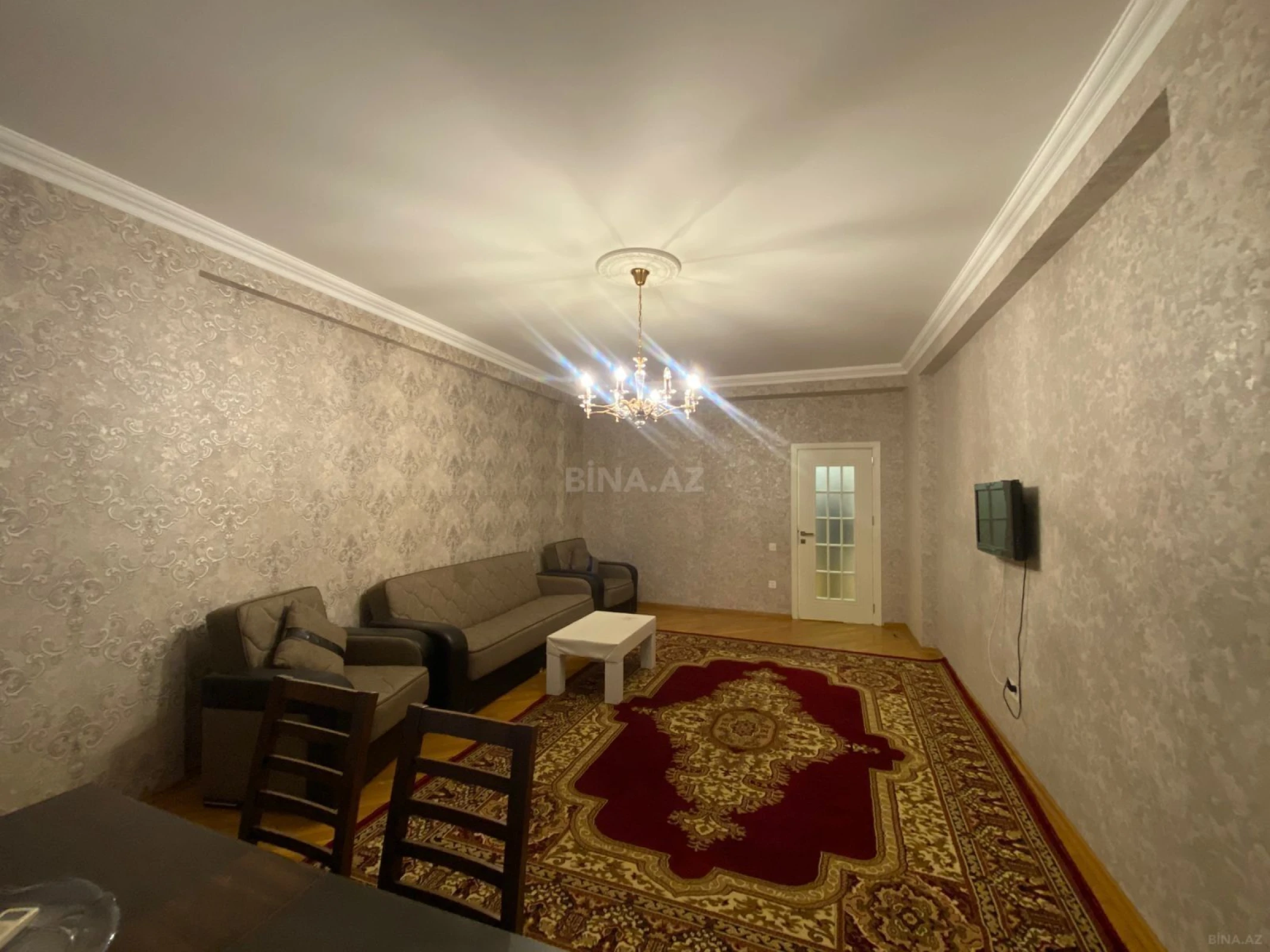 Satılır 3 otaqlı mənzil 128 m²