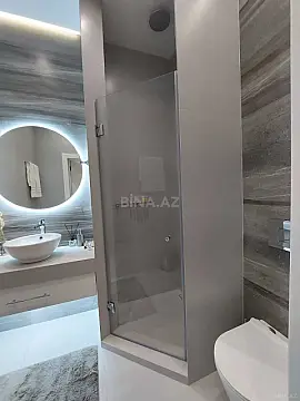 Kirayə verilir 2 otaqlı mənzil 90 m²