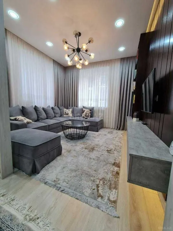Kirayə verilir 2 otaqlı mənzil 90 m²
