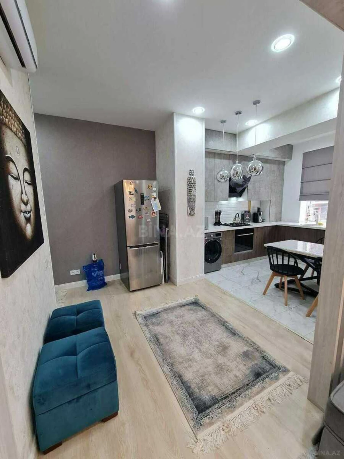 Kirayə verilir 2 otaqlı mənzil 90 m²