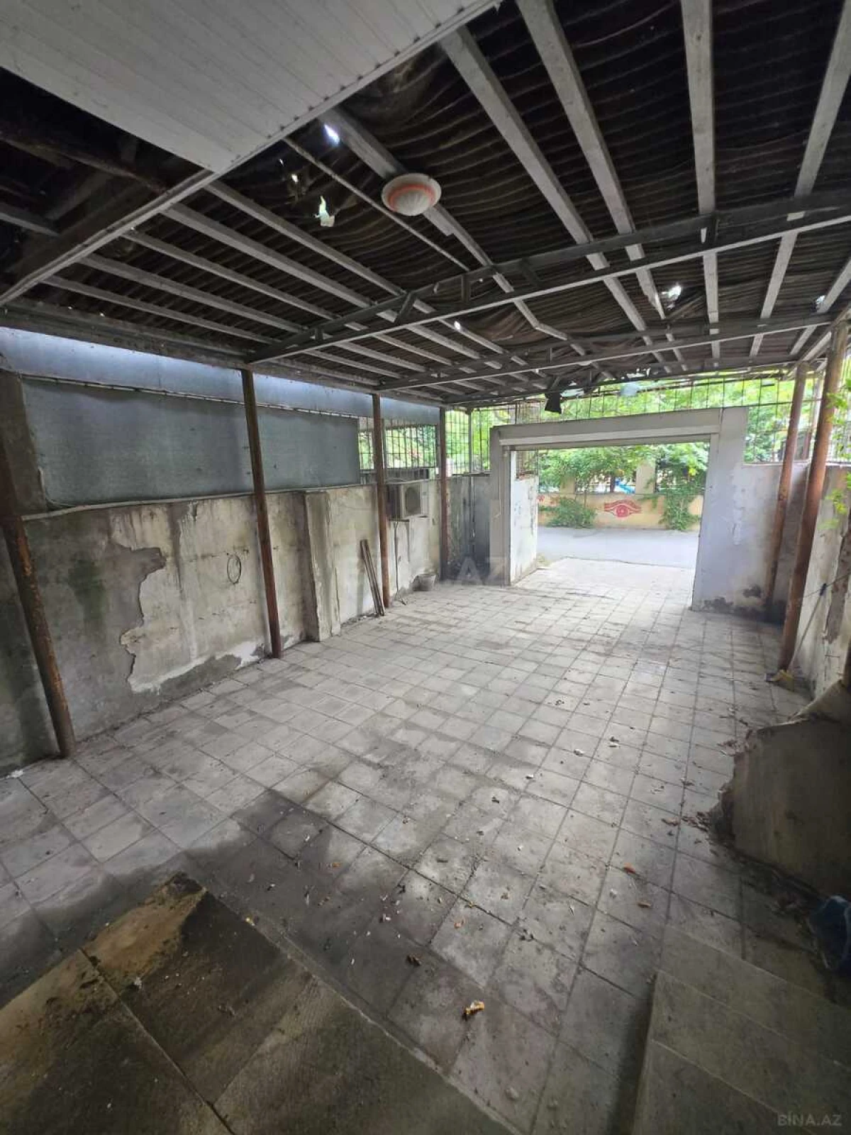 Satılır 2 otaqlı mənzil 86 m²