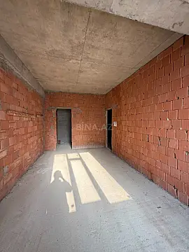 Satılır 2 otaqlı mənzil 108 m²