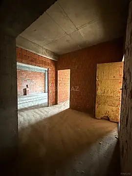 Satılır 2 otaqlı mənzil 108 m²