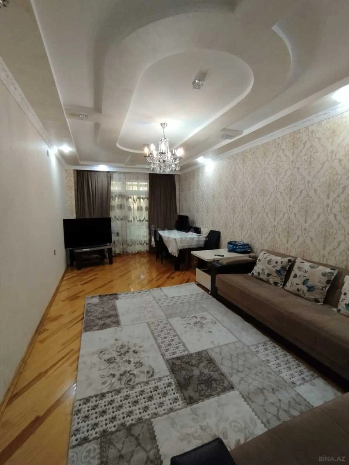 Satılır 4 otaqlı mənzil 105 m²