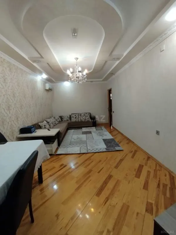 Satılır 4 otaqlı mənzil 105 m²