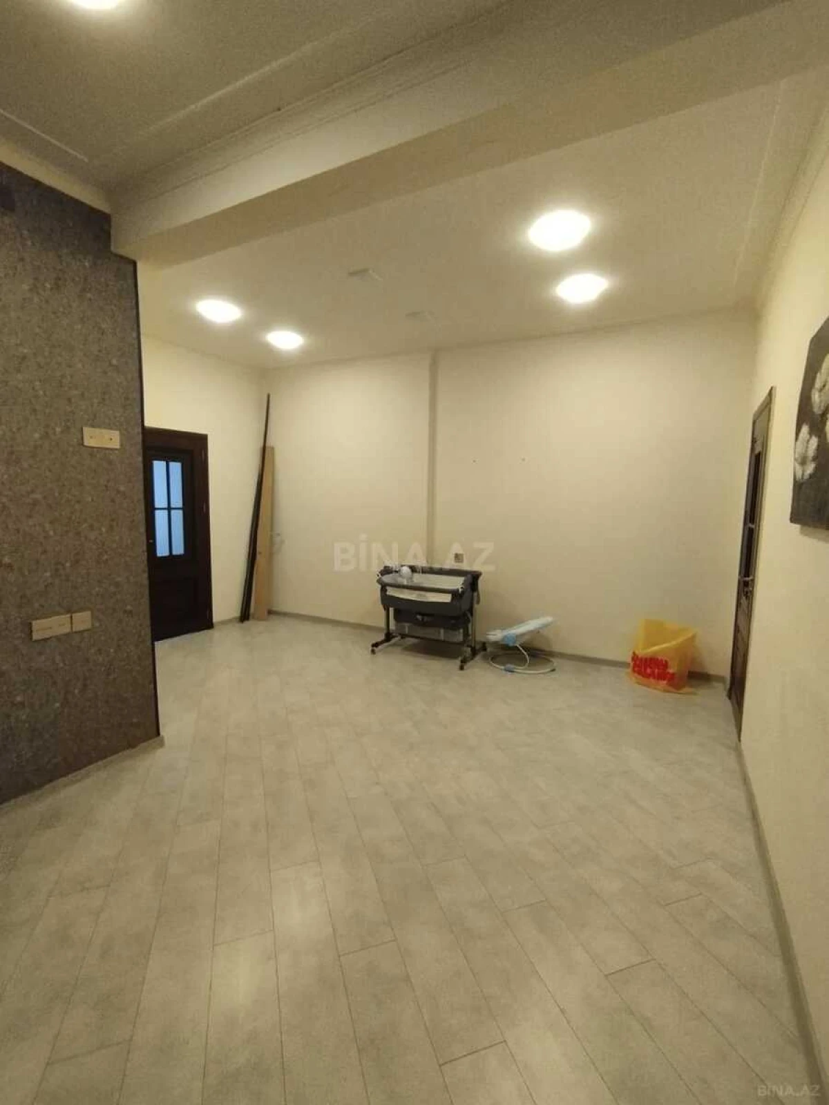 Satılır 3 otaqlı mənzil 88 m²