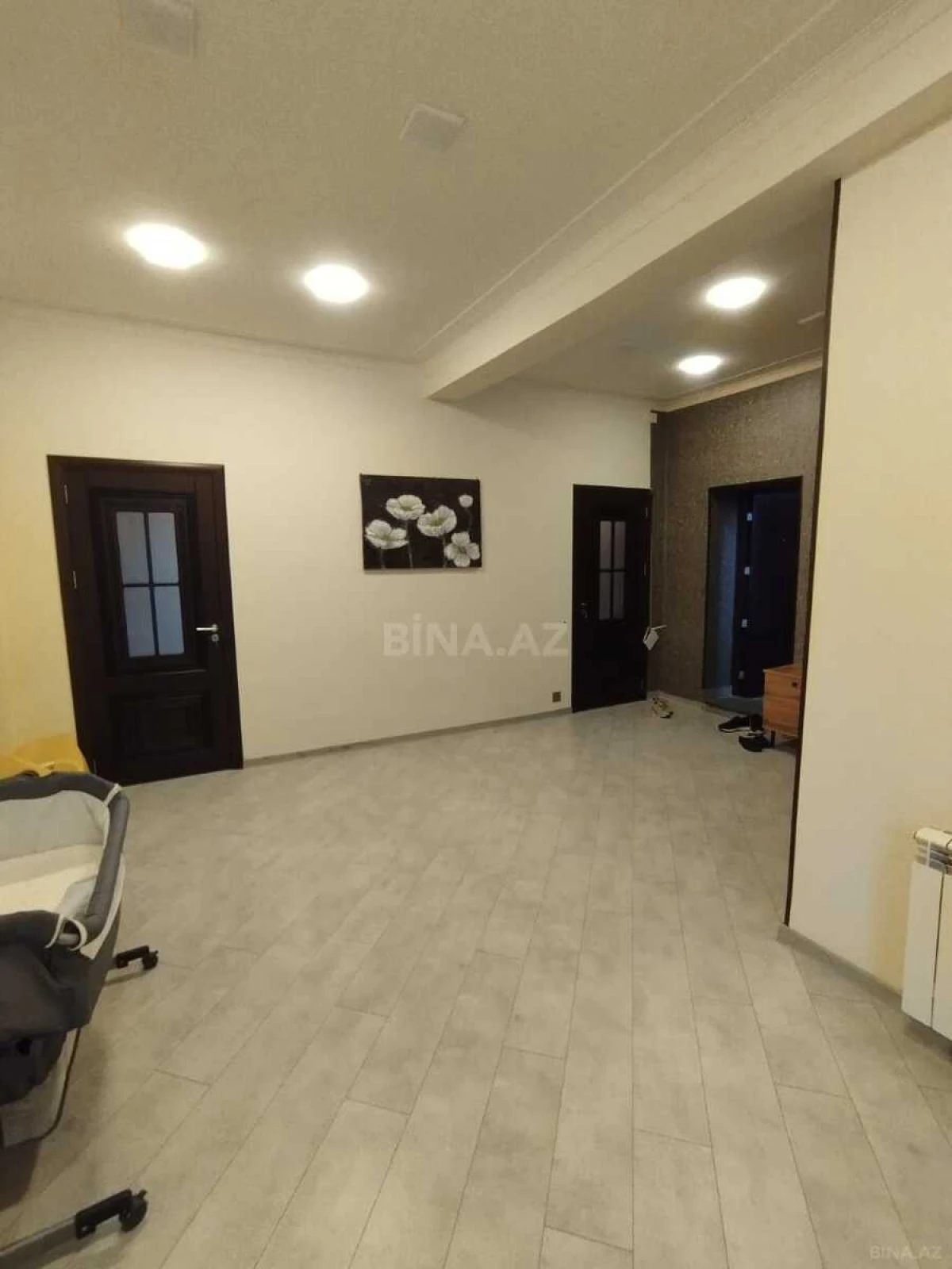 Satılır 3 otaqlı mənzil 88 m²