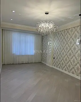 Satılır 3 otaqlı mənzil 138 m²