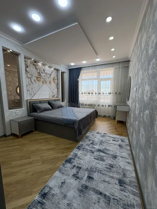 Satılır 3 otaqlı mənzil 106 m²