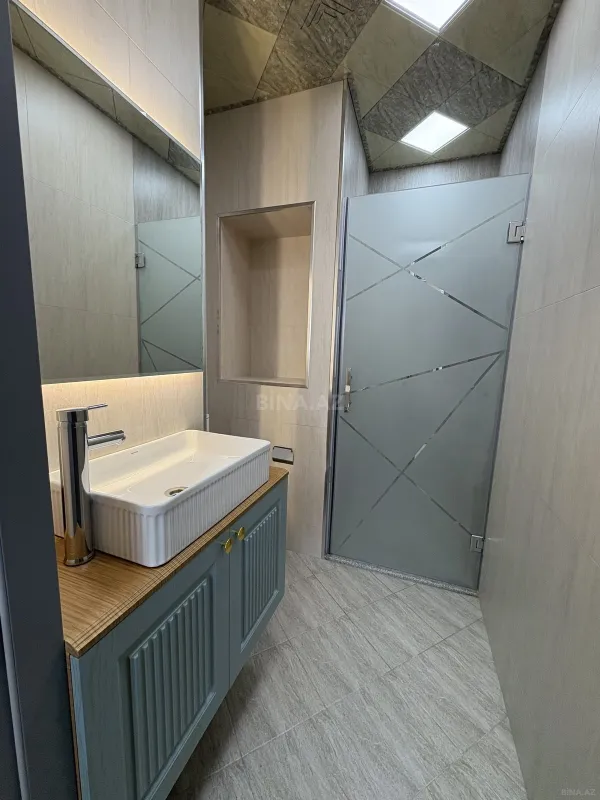 Satılır 3 otaqlı mənzil 106 m²