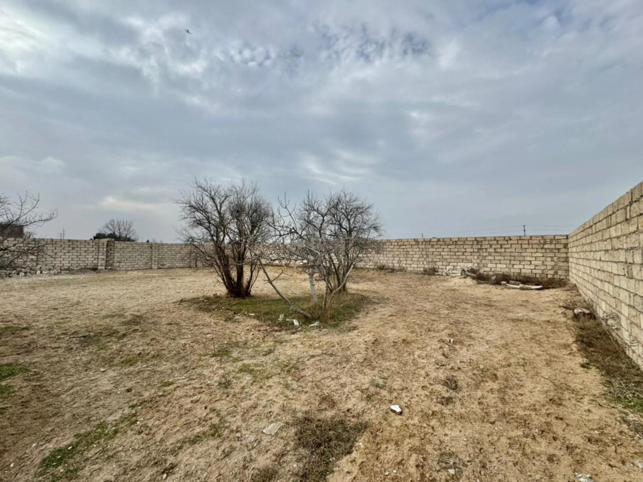 Satılır torpaq sahəsi 8 m²