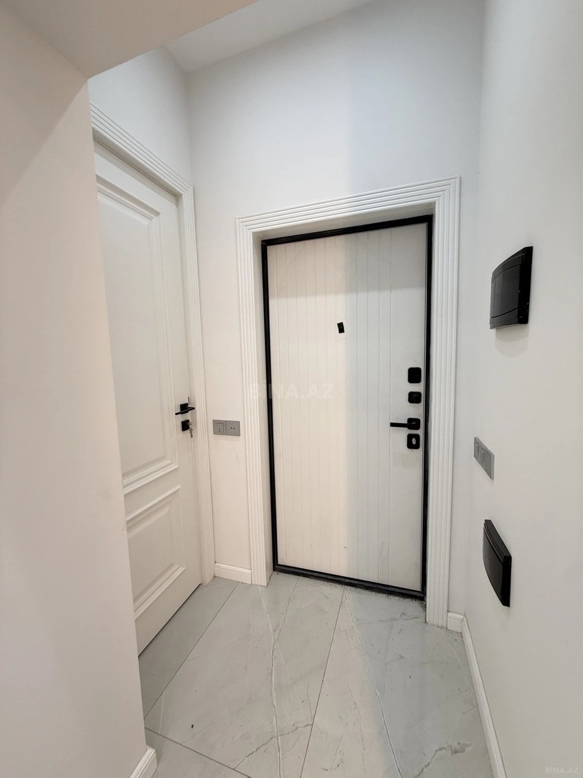 Kirayə verilir 3 otaqlı mənzil 120 m²