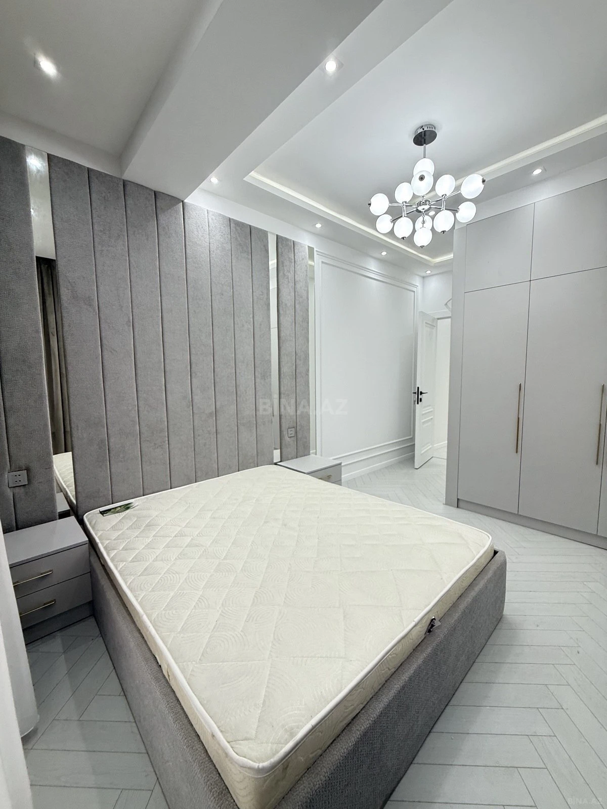 Kirayə verilir 3 otaqlı mənzil 120 m²