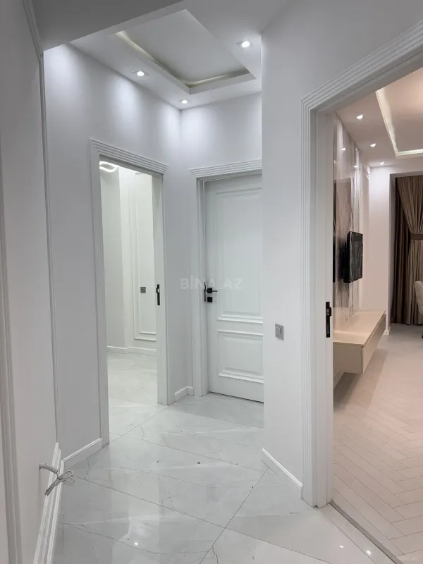 Kirayə verilir 3 otaqlı mənzil 120 m²