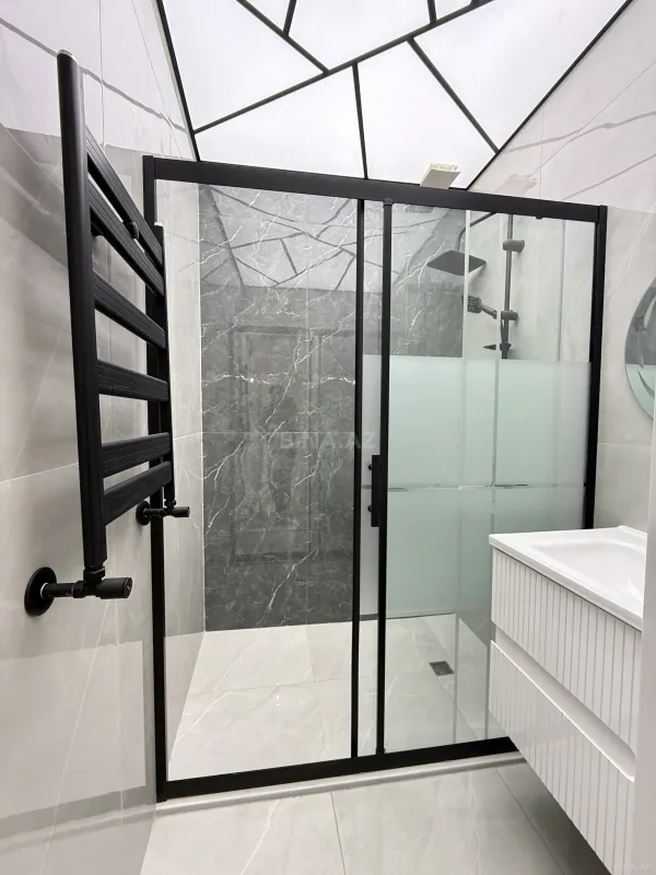 Kirayə verilir 3 otaqlı mənzil 120 m²