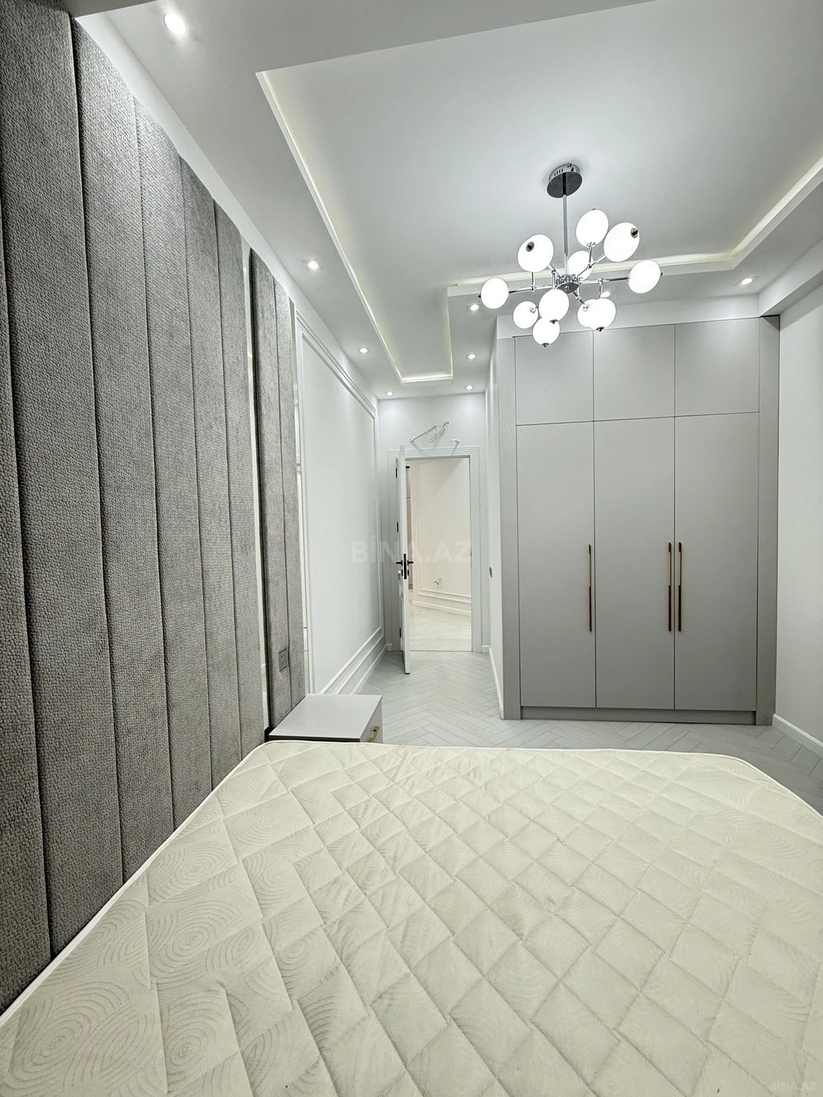 Kirayə verilir 3 otaqlı mənzil 120 m²