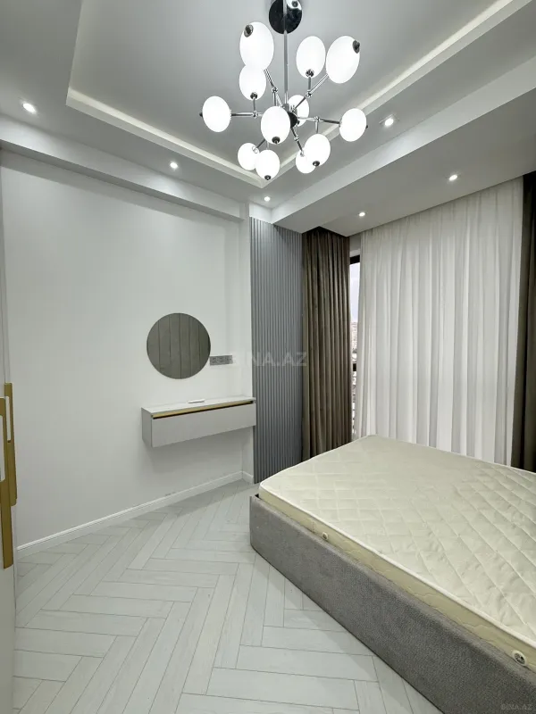 Kirayə verilir 3 otaqlı mənzil 120 m²