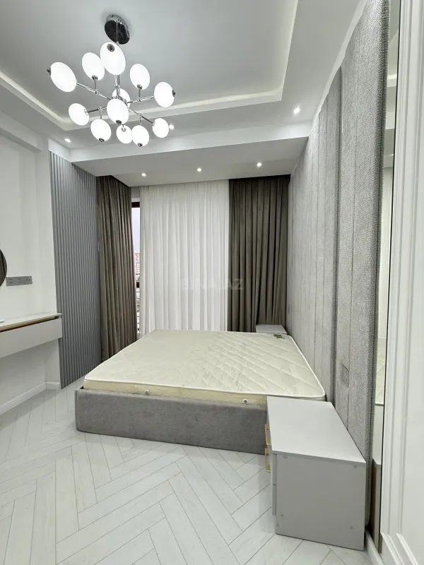 Kirayə verilir 3 otaqlı mənzil 120 m²