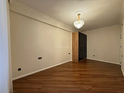 Satılır 3 otaqlı mənzil 110 m²
