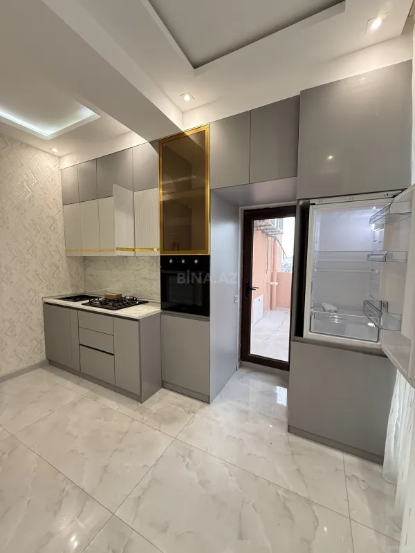 Kirayə verilir 3 otaqlı mənzil 120 m²