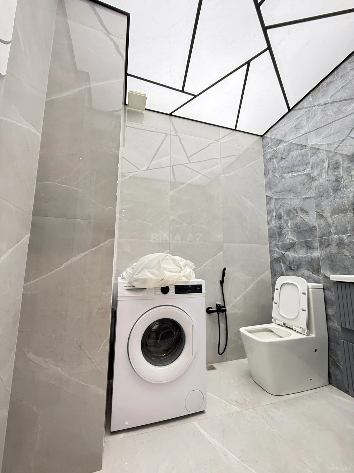 Kirayə verilir 3 otaqlı mənzil 120 m²