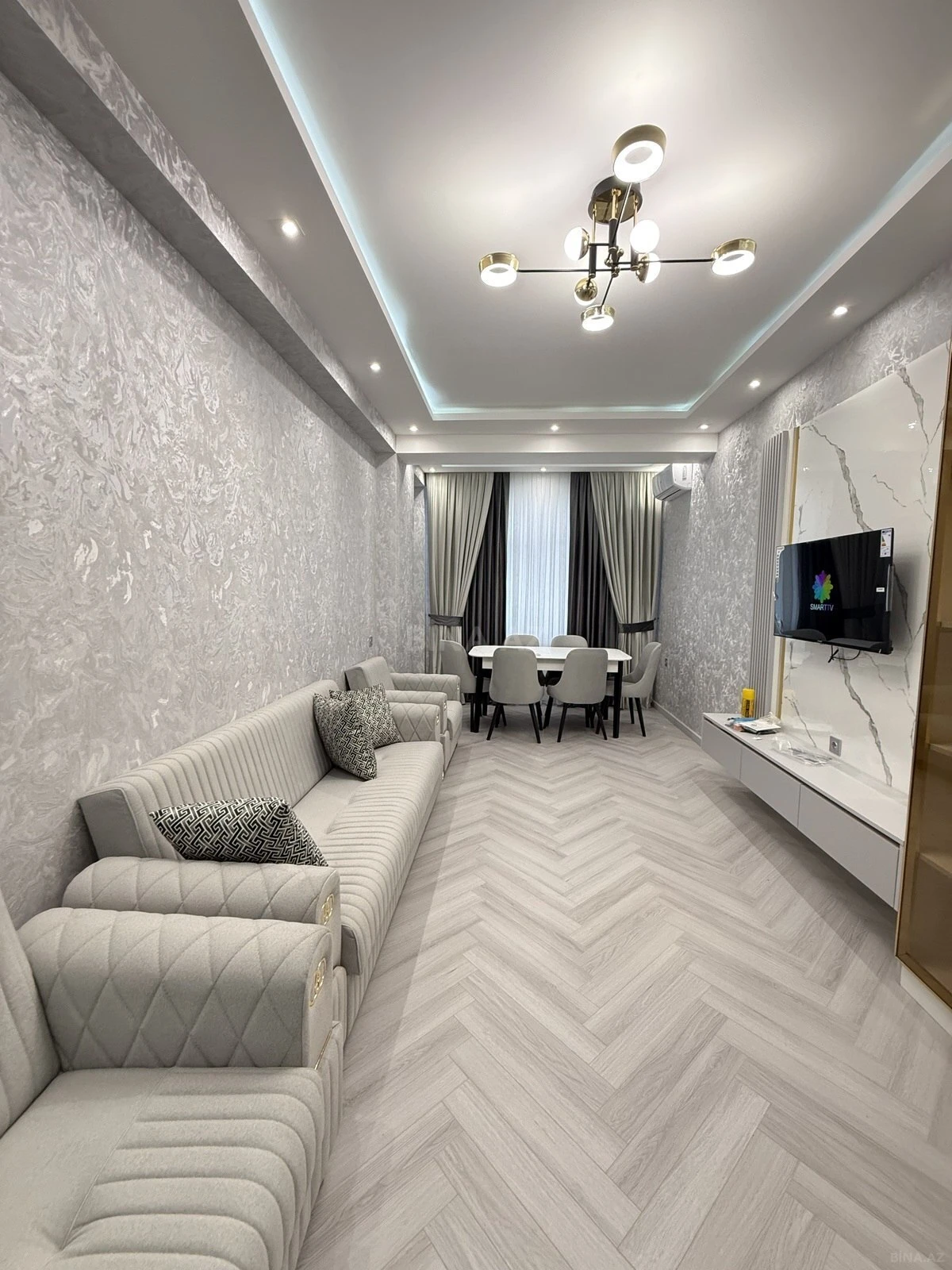 Kirayə verilir 3 otaqlı mənzil 120 m²