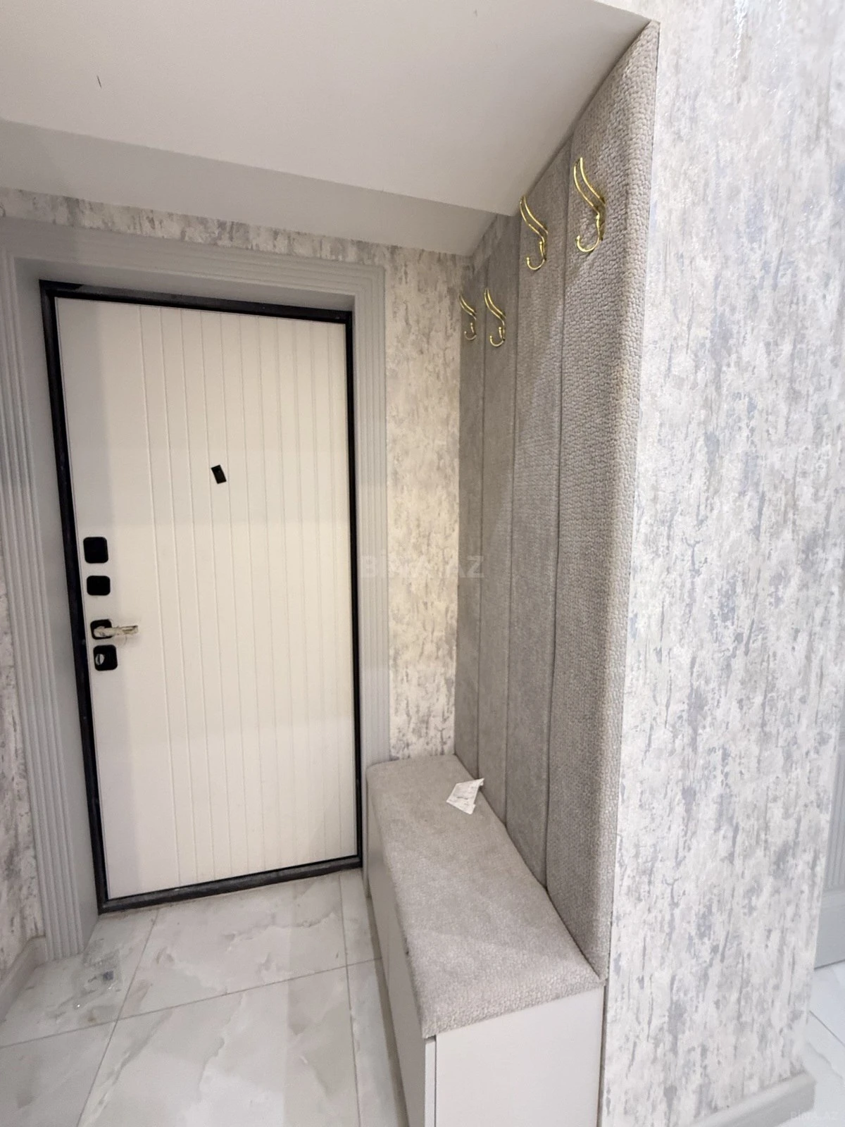 Kirayə verilir 3 otaqlı mənzil 120 m²