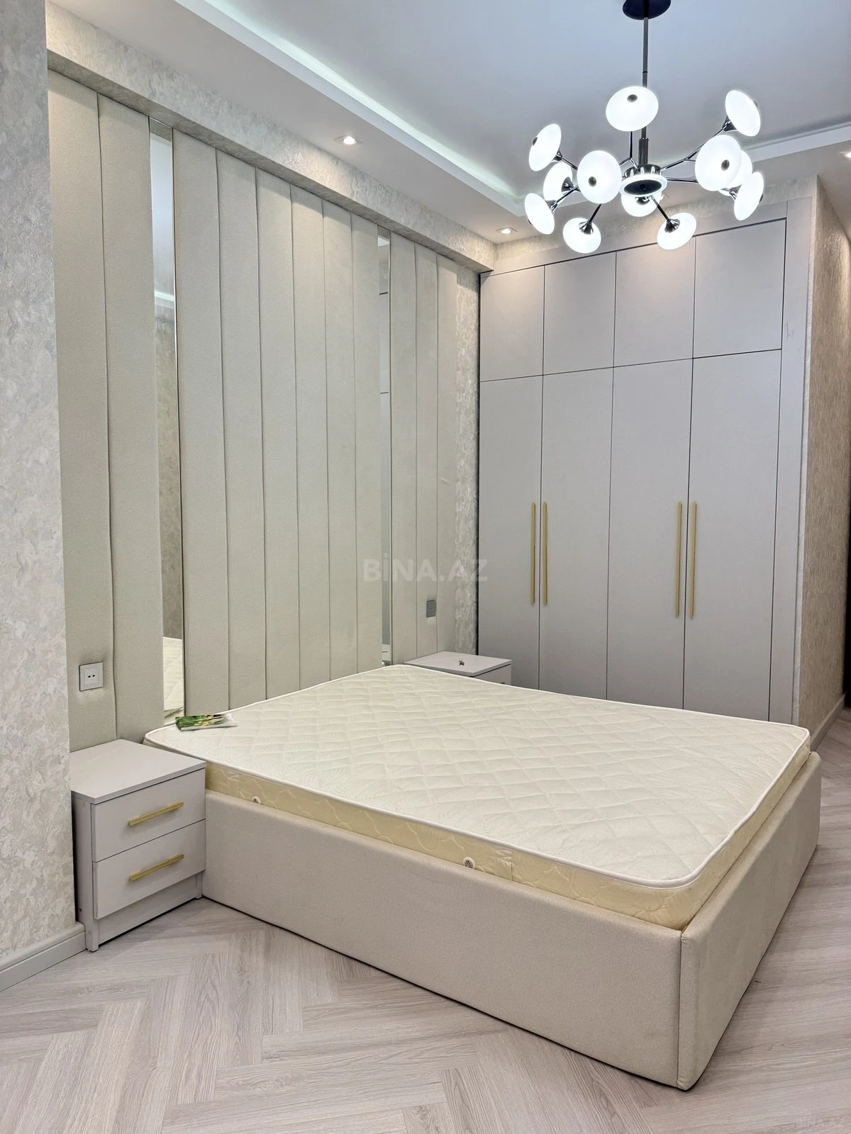 Kirayə verilir 3 otaqlı mənzil 120 m²