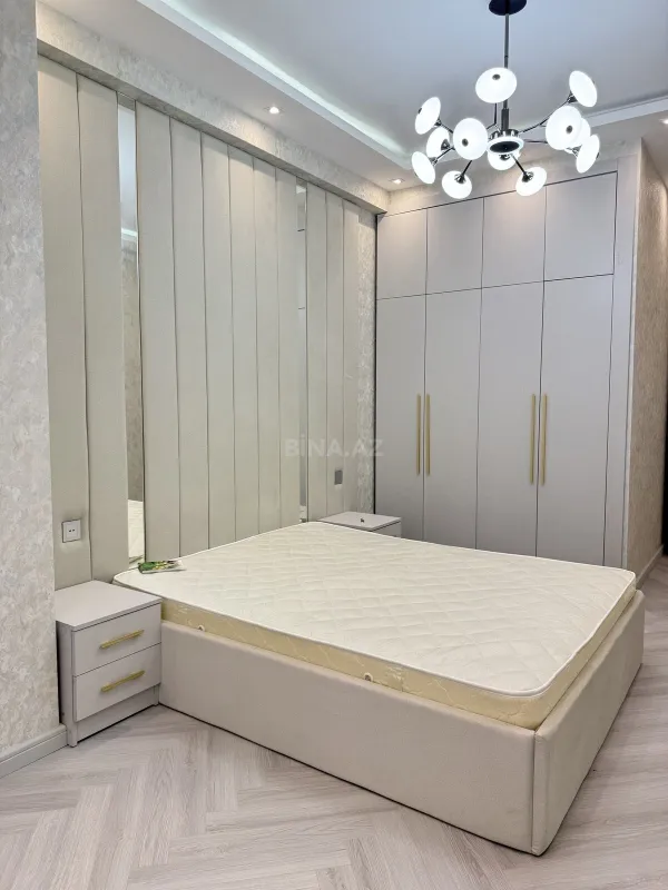 Kirayə verilir 3 otaqlı mənzil 120 m²