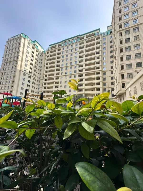Satılır 2 otaqlı mənzil 90 m²