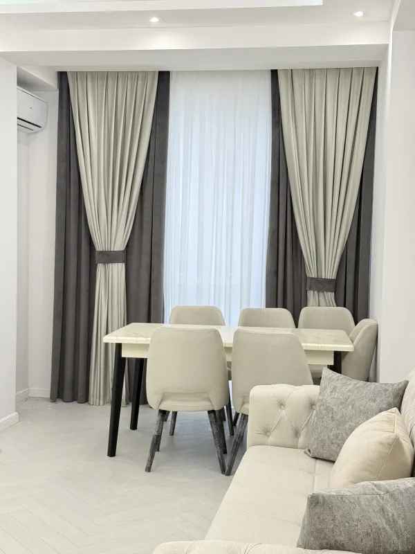 Kirayə verilir 3 otaqlı mənzil 120 m²
