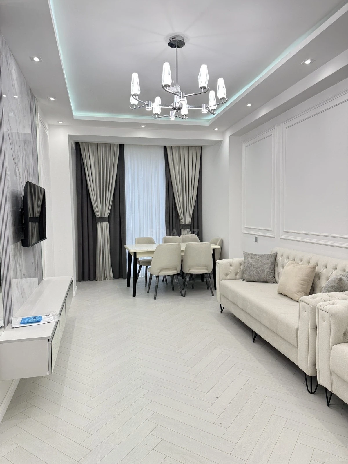 Kirayə verilir 3 otaqlı mənzil 120 m²