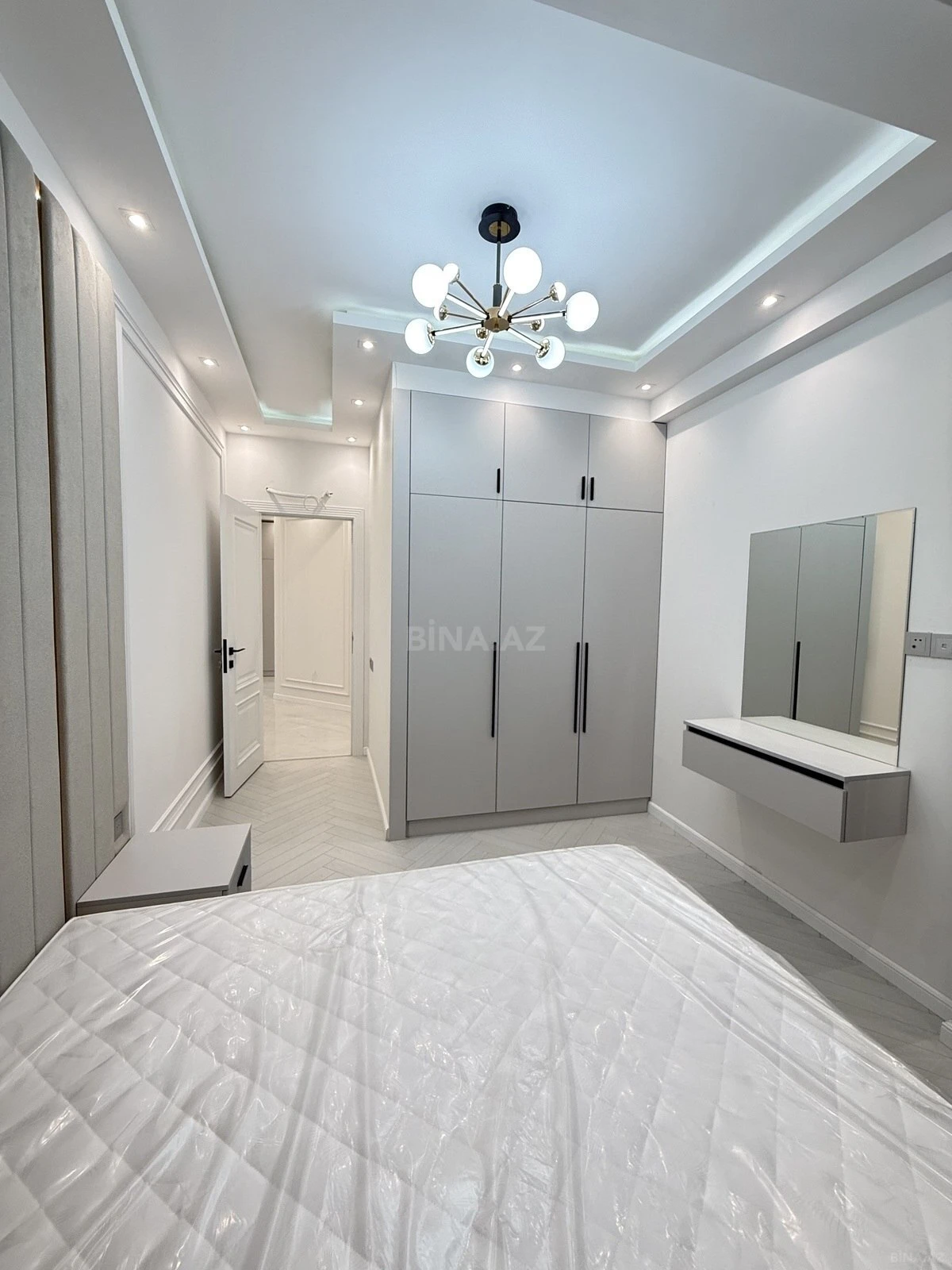 Kirayə verilir 3 otaqlı mənzil 120 m²