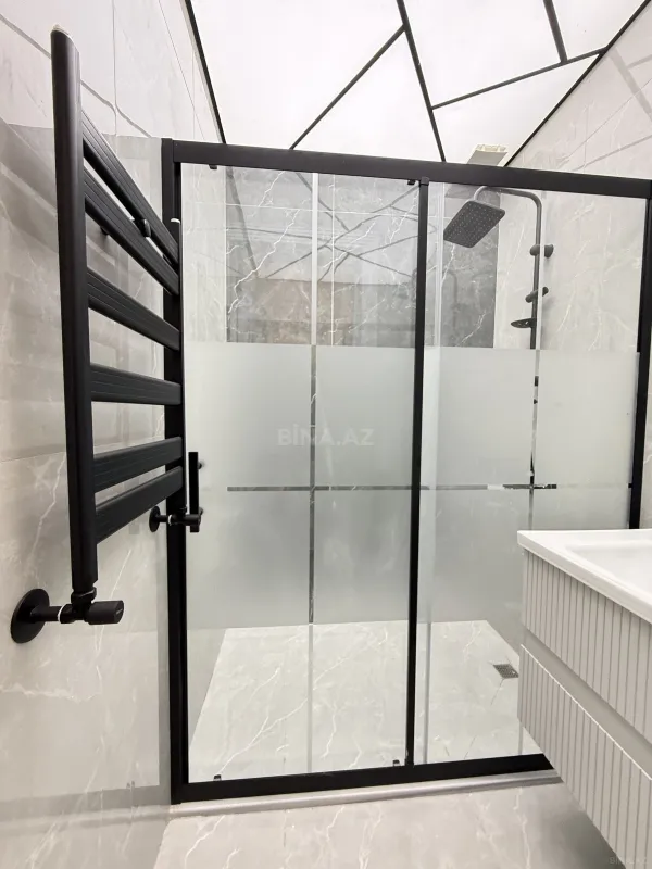 Kirayə verilir 3 otaqlı mənzil 120 m²