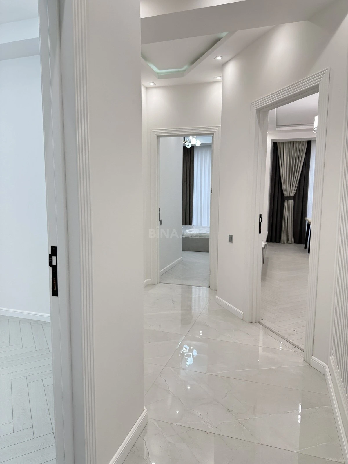 Kirayə verilir 3 otaqlı mənzil 120 m²
