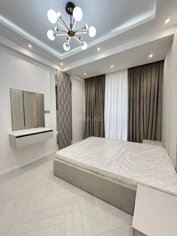 Kirayə verilir 3 otaqlı mənzil 120 m²