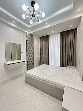 Kirayə verilir 3 otaqlı mənzil 120 m²