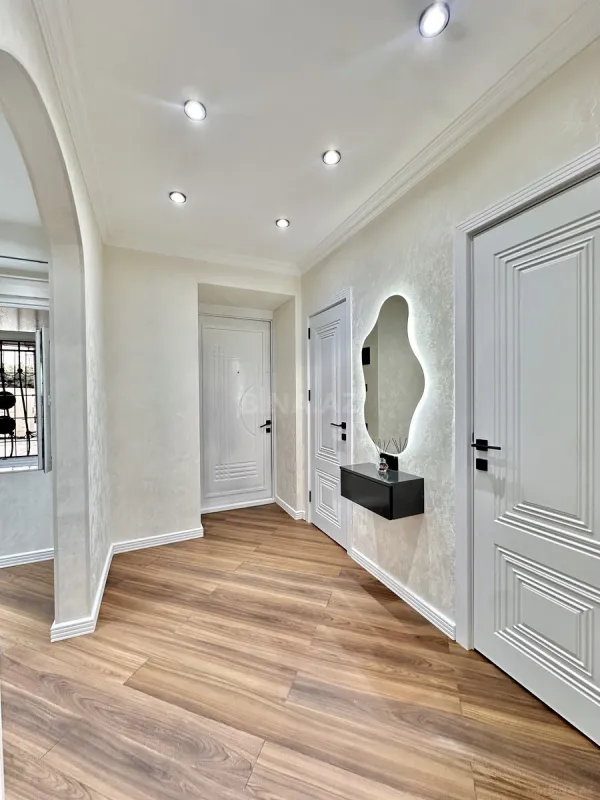 Satılır 2 otaqlı mənzil 65 m²