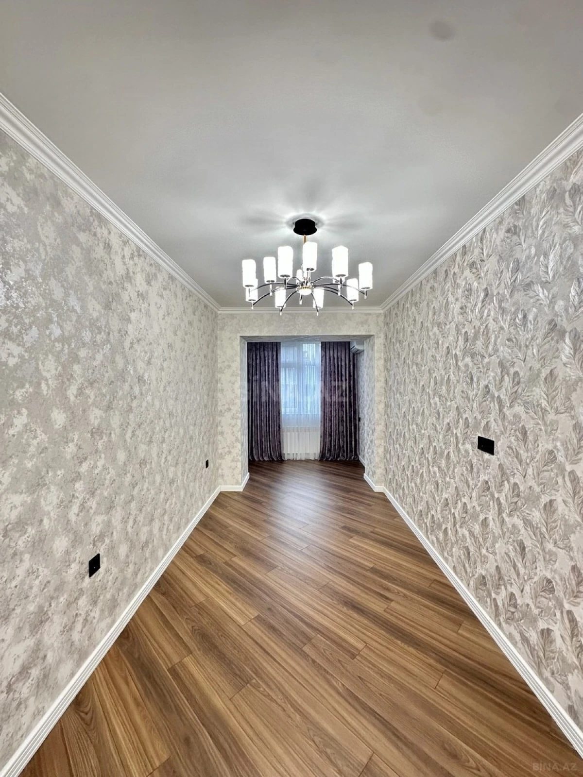 Satılır 2 otaqlı mənzil 65 m²