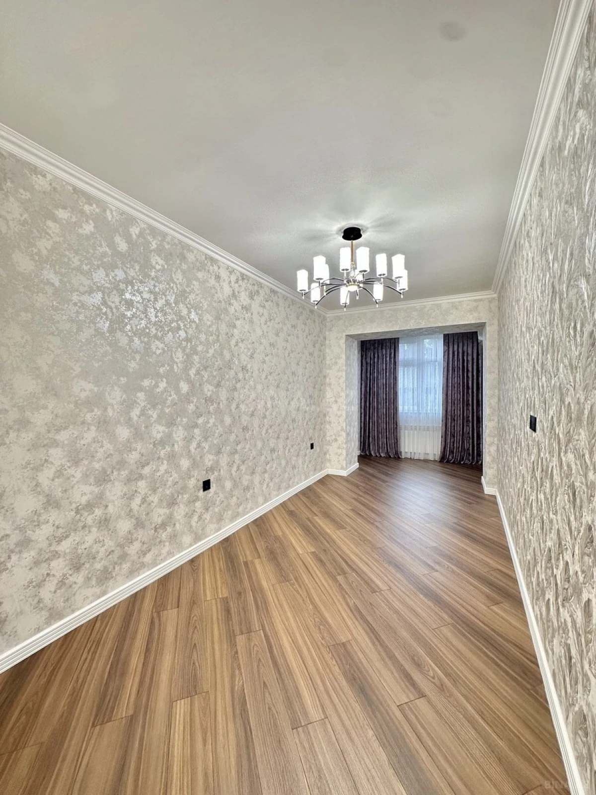 Satılır 2 otaqlı mənzil 65 m²