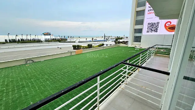 Satılır 4 otaqlı mənzil 162 m²