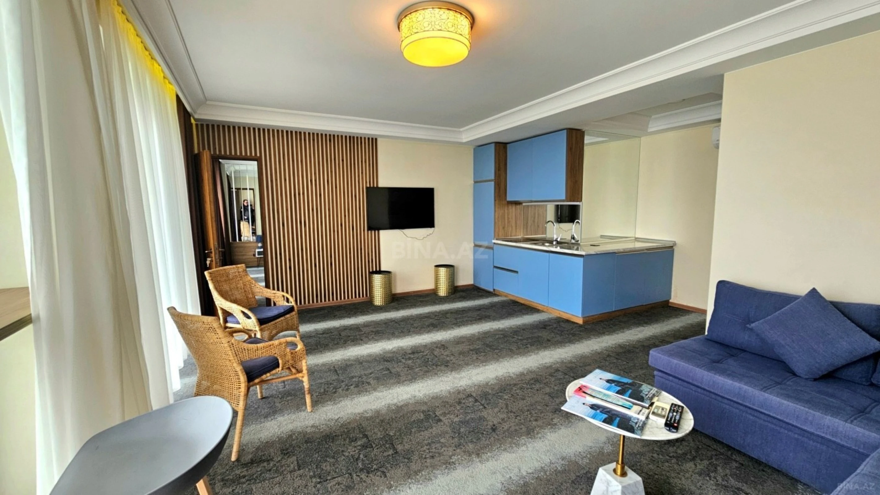 Satılır 4 otaqlı mənzil 162 m²