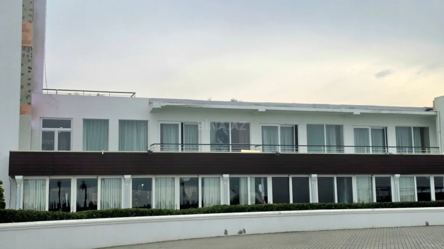 Satılır 4 otaqlı mənzil 162 m²