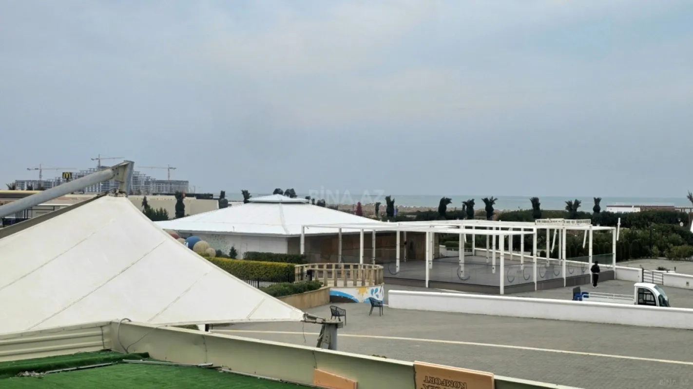 Satılır 4 otaqlı mənzil 162 m²