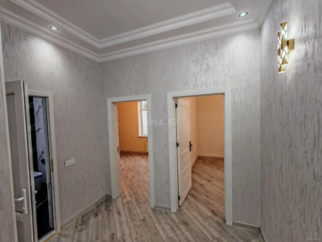 Satılır 5 otaqlı həyət evi 220 m²