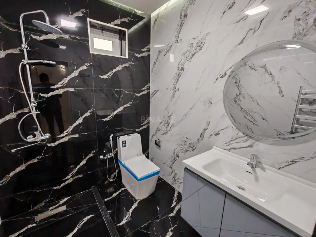 Satılır 5 otaqlı həyət evi 220 m²