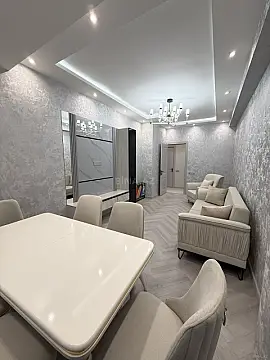 Kirayə verilir 3 otaqlı mənzil 121 m²